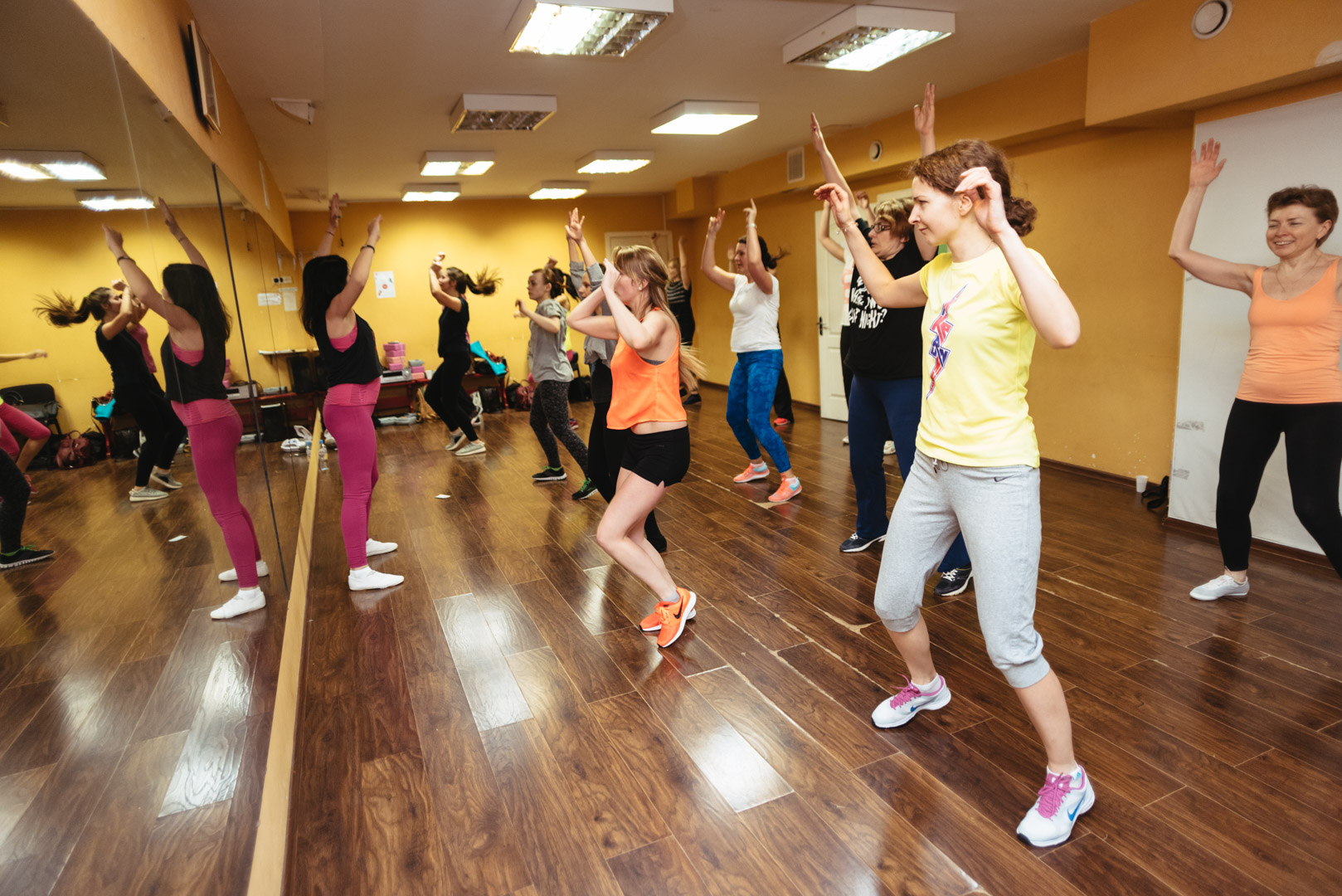 Тренировка танцевальная для похудения в домашних условиях